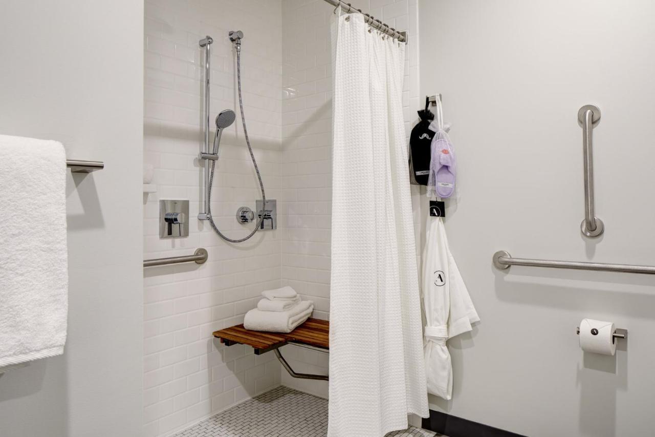 Archer Hotel Boston/Burlington Ngoại thất bức ảnh